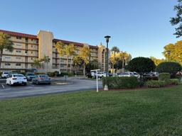 Picture of 3836 Via Poinciana # 604, Lake Worth, FL 33467