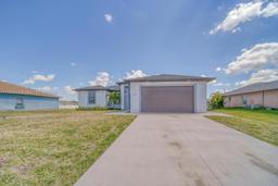 Picture of 1325 NE 2Nd Ave, Cape Coral, FL 33909