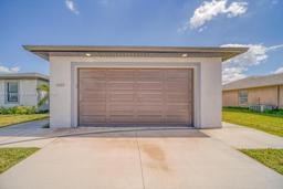 Picture of 1325 NE 2Nd Ave, Cape Coral, FL 33909