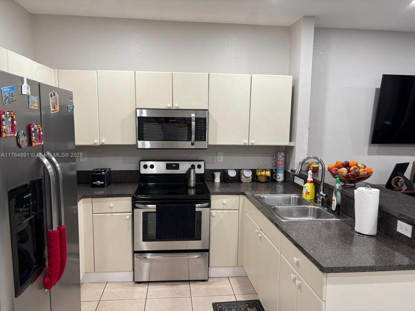 Picture of 10960 SW 182Nd Ln # 10960, Miami FL 33157