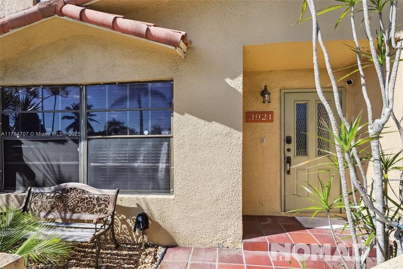 Picture of 3921 NW 94Th Ave # 6, Sunrise FL 33351