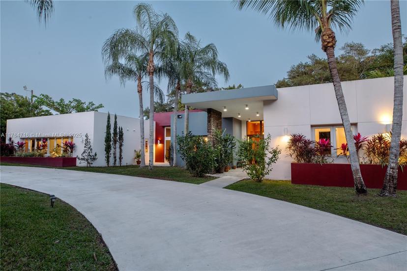 Picture of 12301 SW 107Th Ave, Miami FL 33176