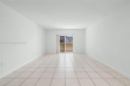 Picture of 9952 SW 88Th St # 9952, Miami, FL 33176