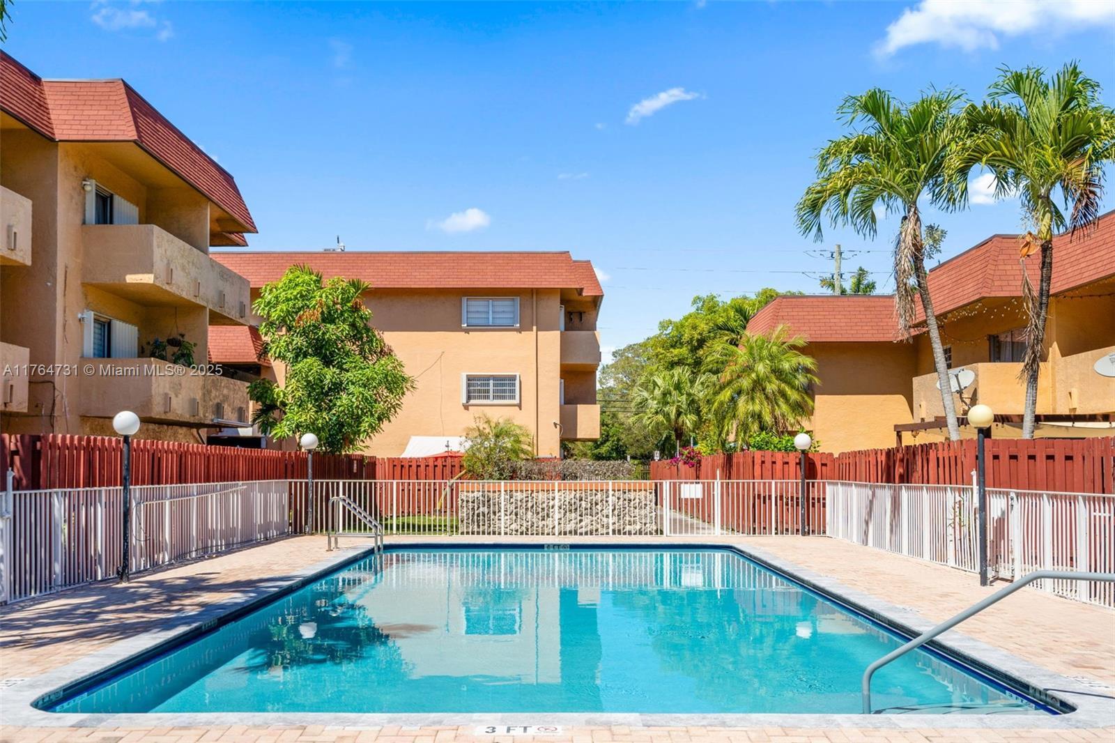 Picture of 9952 SW 88Th St # 9952, Miami, FL 33176