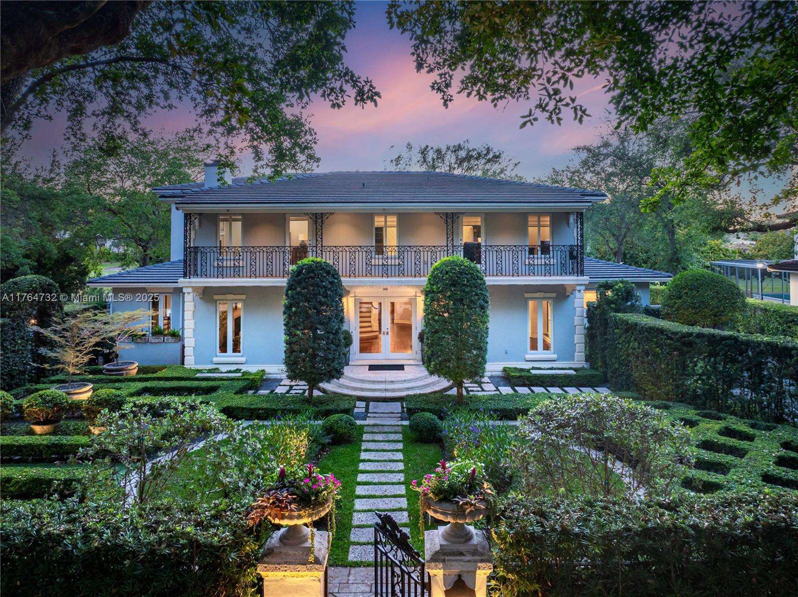 Picture of 3916 Granada Blvd, Coral Gables, FL 33134