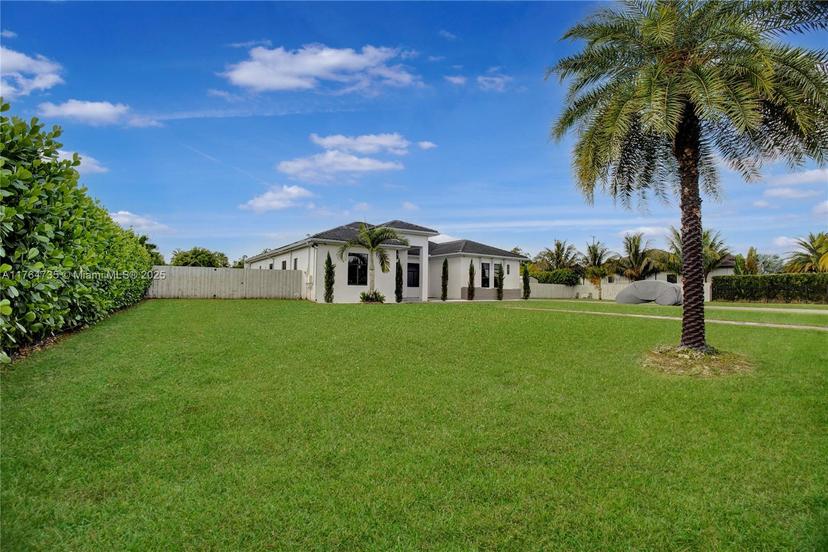 Picture of 17100 SW 281 St, Homestead FL 33030
