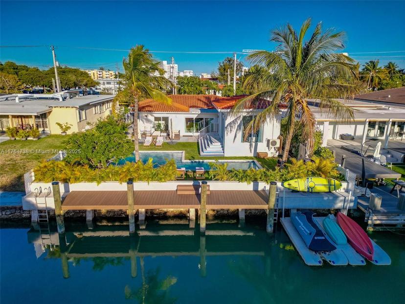 Picture of 7770 Hawthorne Ave, Miami Beach FL 33141
