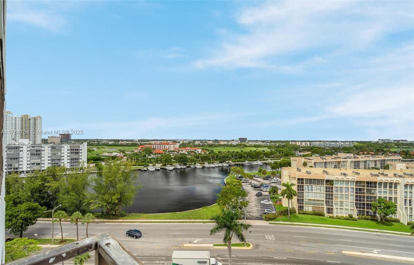 Picture of 500 Three Islands Blvd # 711, Hallandale Beach FL 33009