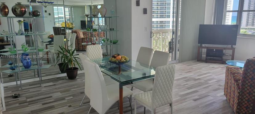 Picture of 1825 S Ocean Dr # 914, Hallandale Beach FL 33009