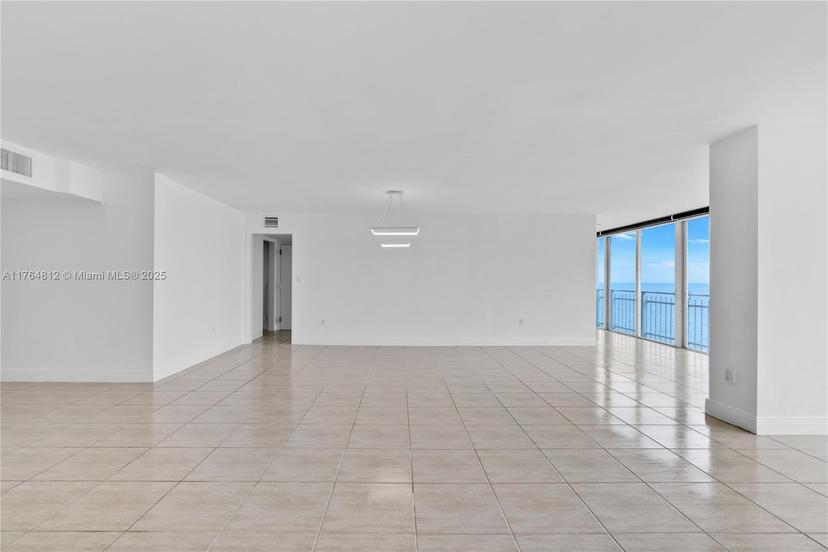 Picture of 600 Grapetree Dr, Key Biscayne FL 33149