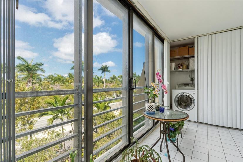 Picture of 20401 NE 30Th Ave # 8, Aventura FL 33180