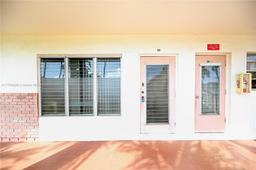 Picture of 1300 N 12Th Ct # 6A, Hollywood, FL 33019