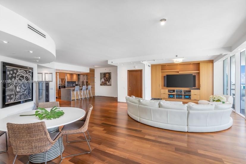 Picture of 450 Alton Rd # 3303, Miami Beach FL 33139