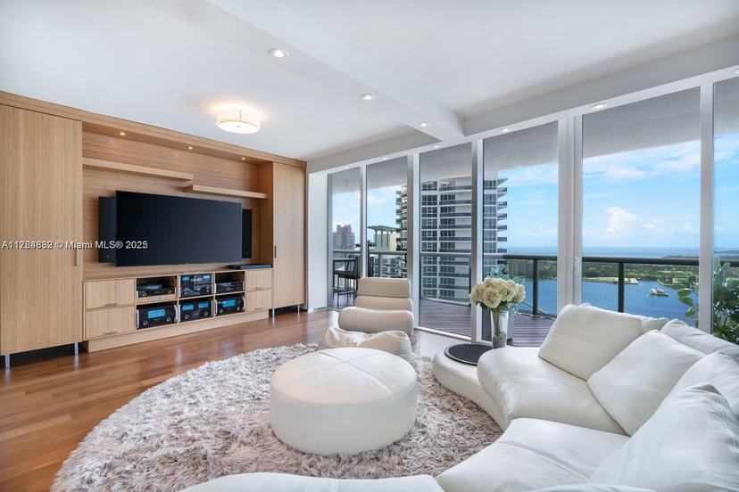 Picture of 450 Alton Rd # 3303, Miami Beach FL 33139