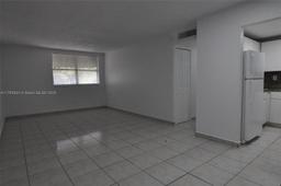Picture of 606 W 81St St # 318, Hialeah, FL 33014