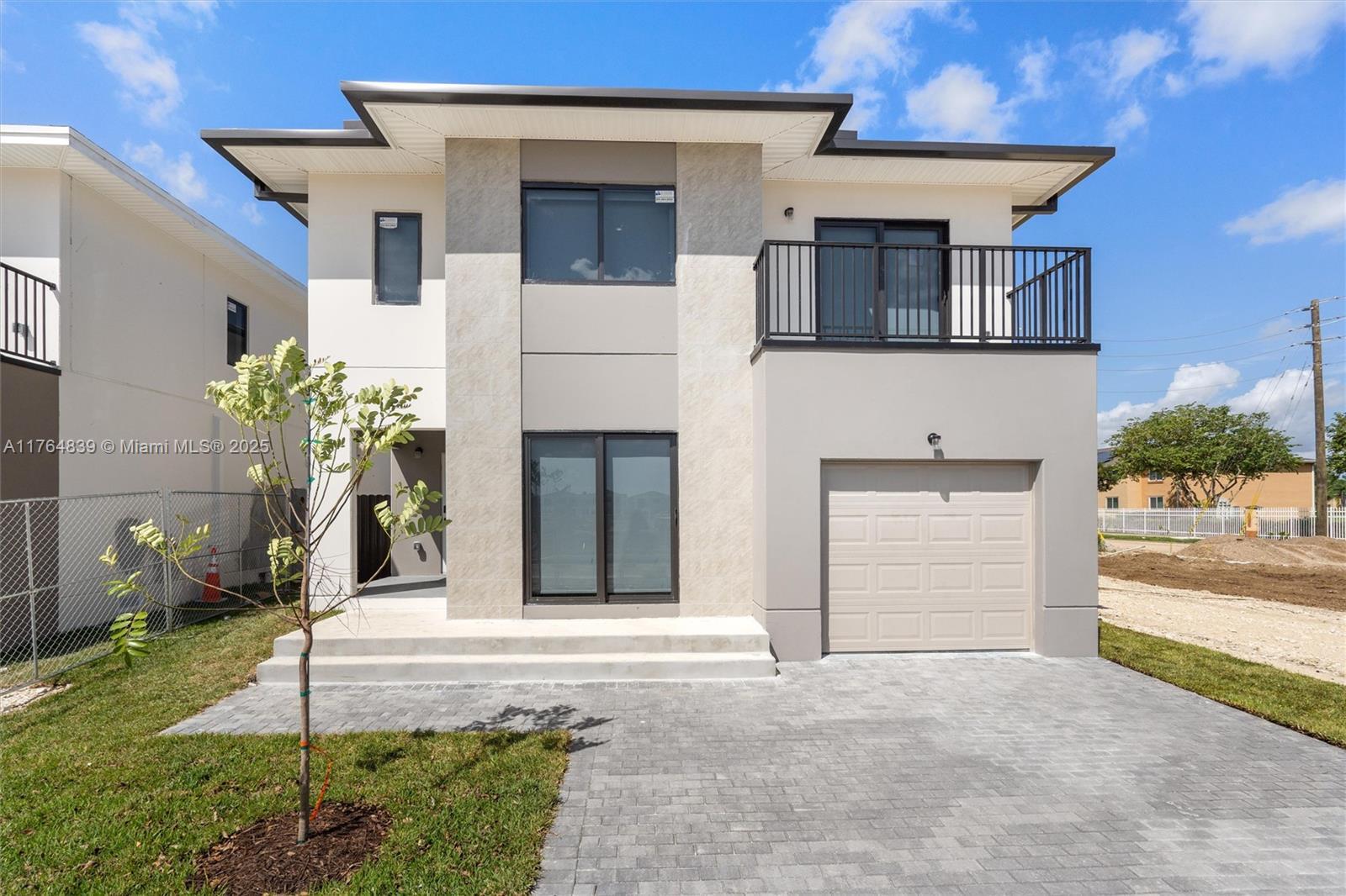 Picture of 123 NW 13 Pl, Florida City, FL 33034