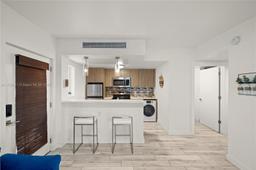Picture of 740 Meridian Ave # 11, Miami Beach, FL 33139