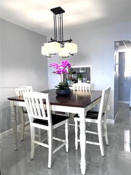 Picture of 2930 Point East Dr # E606, Aventura, FL 33160