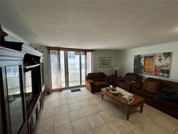 Picture of 5555 Collins Ave # 15C, Miami Beach, FL 33140