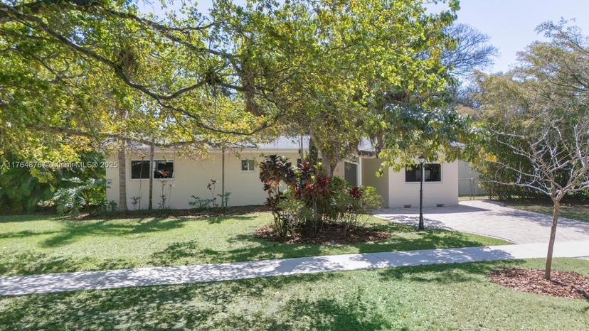 Picture of 7350 SW 96Th St, Pinecrest FL 33156