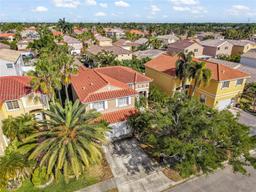 Picture of 323 SW 190Th Ter, Pembroke Pines, FL 33029