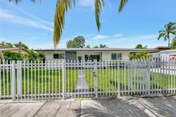 Picture of 19330 NW 4Th Ave, Miami Gardens, FL 33169
