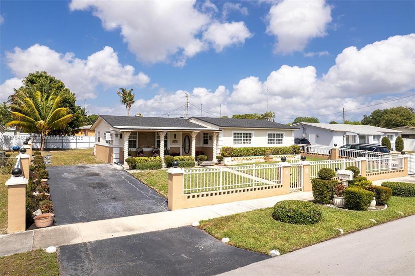 Picture of 1335 NW 188Th St, Miami Gardens FL 33169