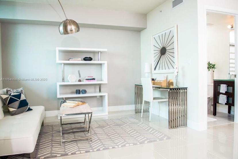 Picture of 1871 NW S River Dr # 1502, Miami FL 33125