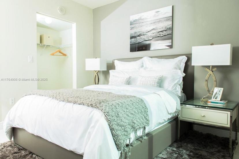 Picture of 1871 NW S River Dr # 1502, Miami FL 33125