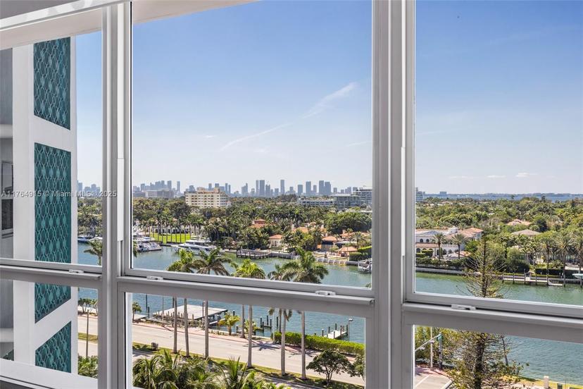Picture of 4925 Collins Ave # 8G, Miami Beach FL 33140