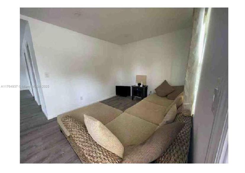 Picture of 2444 NW 88Th St, Miami FL 33147