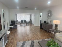 Picture of 840 NE 147Th St, North Miami, FL 33161
