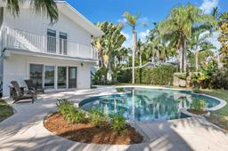 Picture of 13575 SW 72Nd Ave, Pinecrest, FL 33156