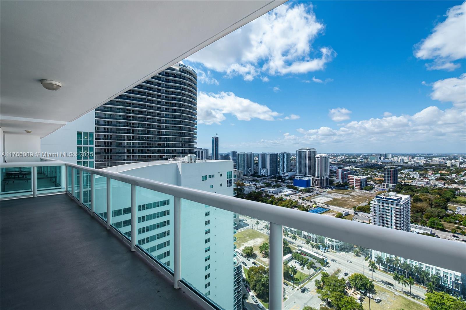 Picture of 1800 N Bayshore Dr # 4110, Miami, FL 33132