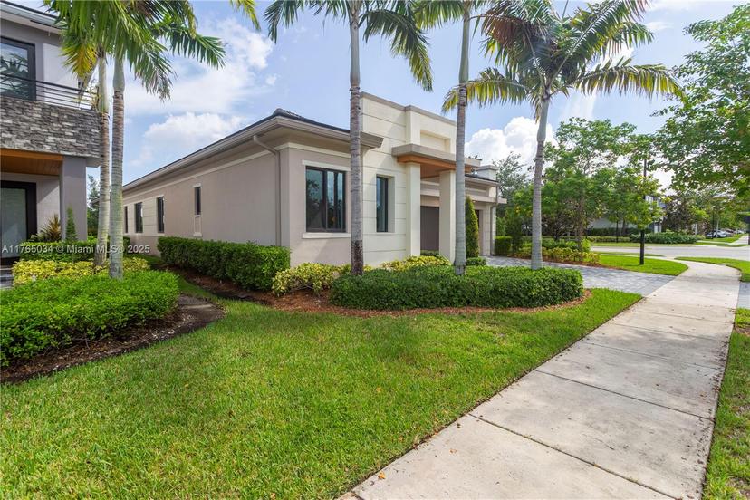 Picture of 10705 Pacifica Way, Parkland FL 33076