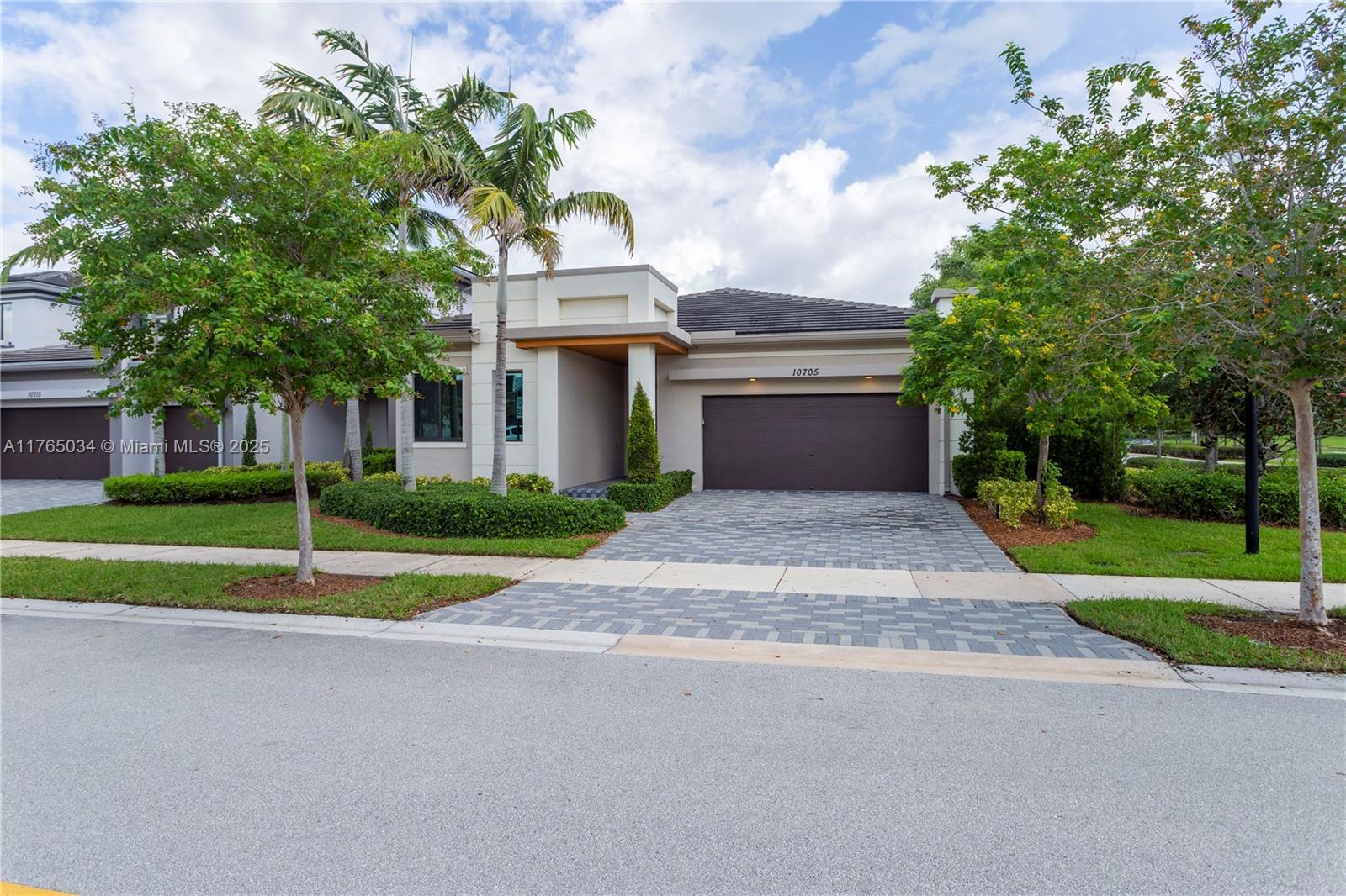 Picture of 10705 Pacifica Way, Parkland, FL 33076
