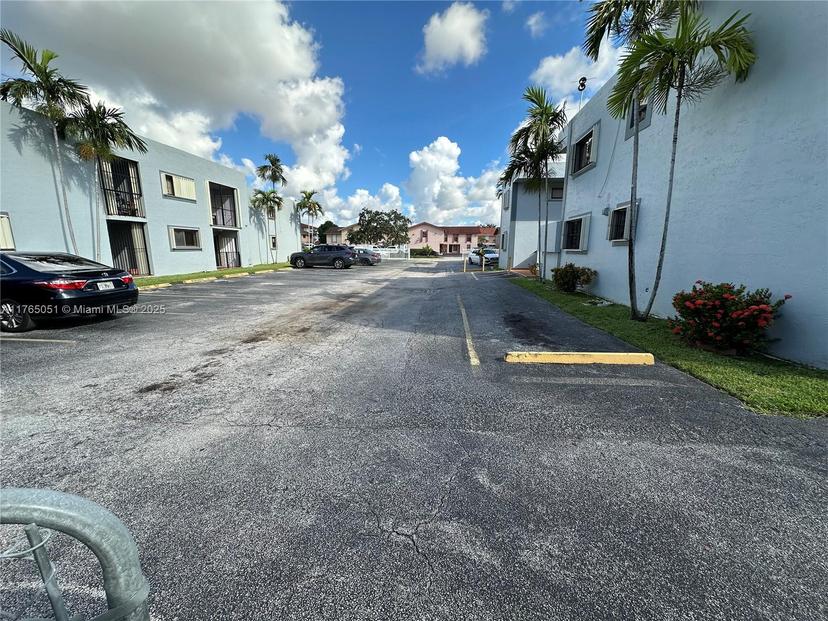 Picture of 1340 W 41St Street # 201, Hialeah FL 33012