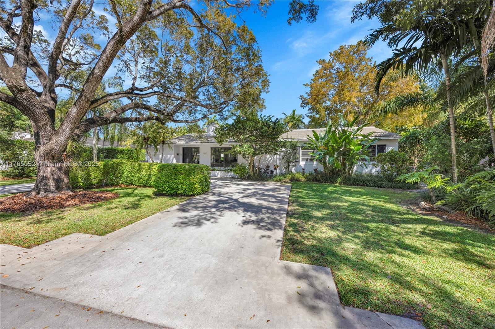 Picture of 1207 Aduana Ave, Coral Gables, FL 33146