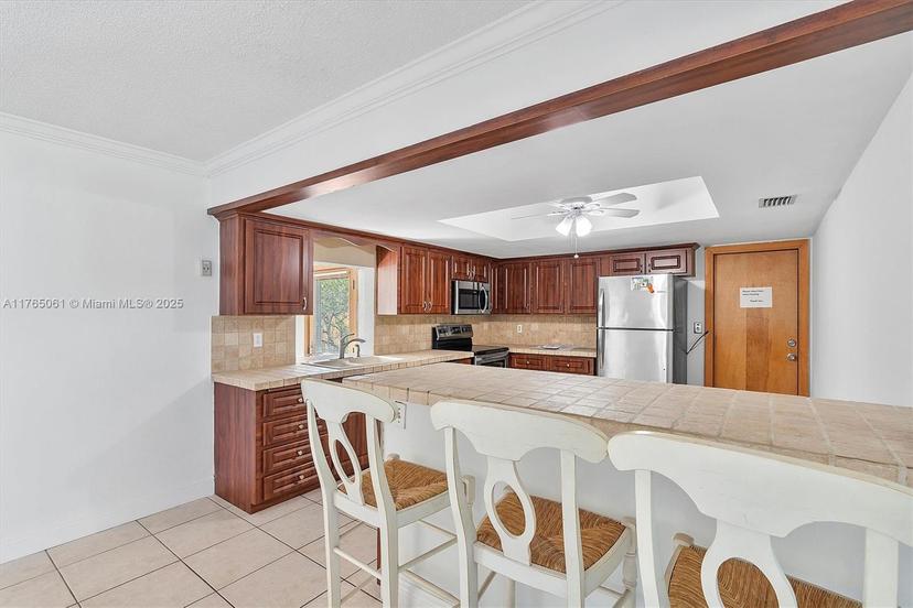 Picture of 825 NW 8Th Ave, Dania Beach FL 33004