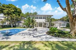 Picture of 4550 Sunset Dr, Coral Gables, FL 33143