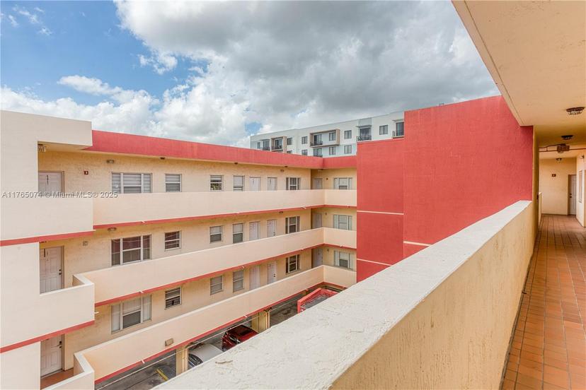 Picture of 1627 NW 18Th St # 410, Miami FL 33125
