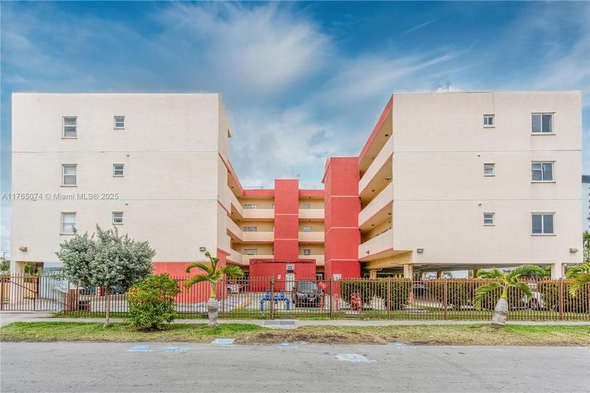Picture of 1627 NW 18Th St # 410, Miami FL 33125