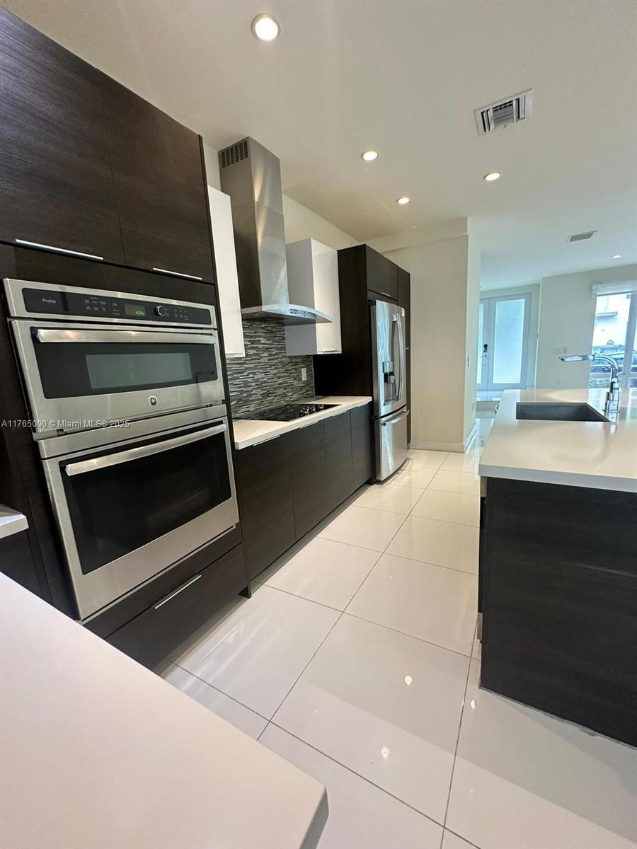 Picture of 10363 NW 63Rd Ter, Miami, FL 33178