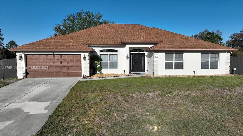 Picture of 707 Broadway Ave, Lehigh Acres FL 33976