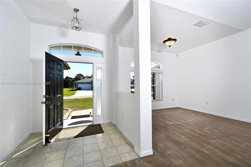 Picture of 707 Broadway Ave, Lehigh Acres FL 33976