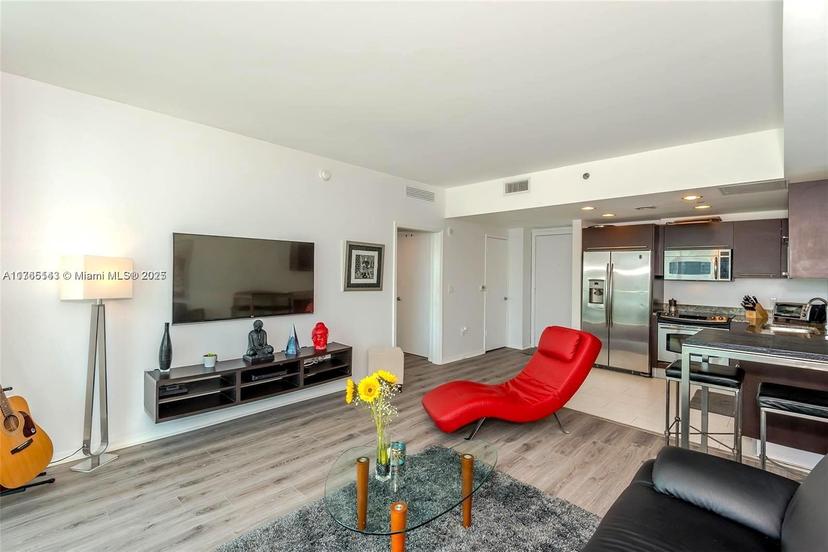 Picture of 950 Brickell Bay Dr # 2909, Miami FL 33131