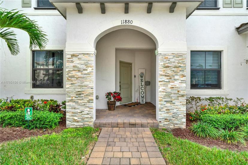Picture of 11880 SW 245Th Ter, Homestead FL 33032