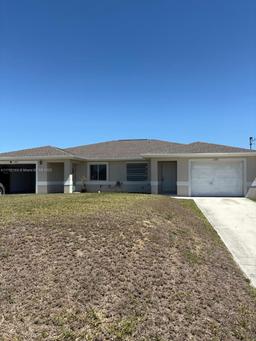 Picture of 1427 NE 8Th St Pl, Cape Coral, FL 33909
