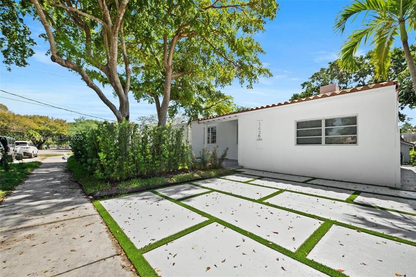 Picture of 1420 SW 19Th St, Miami FL 33145