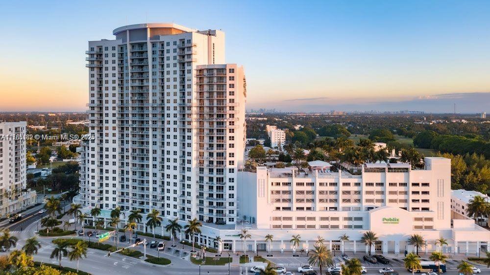 Picture of 1776 Polk Street # 311, Hollywood, FL 33020